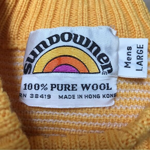 Vintage Sundowner 100% pure wool crewneck reindeer sweater L - Picture 5 of 7